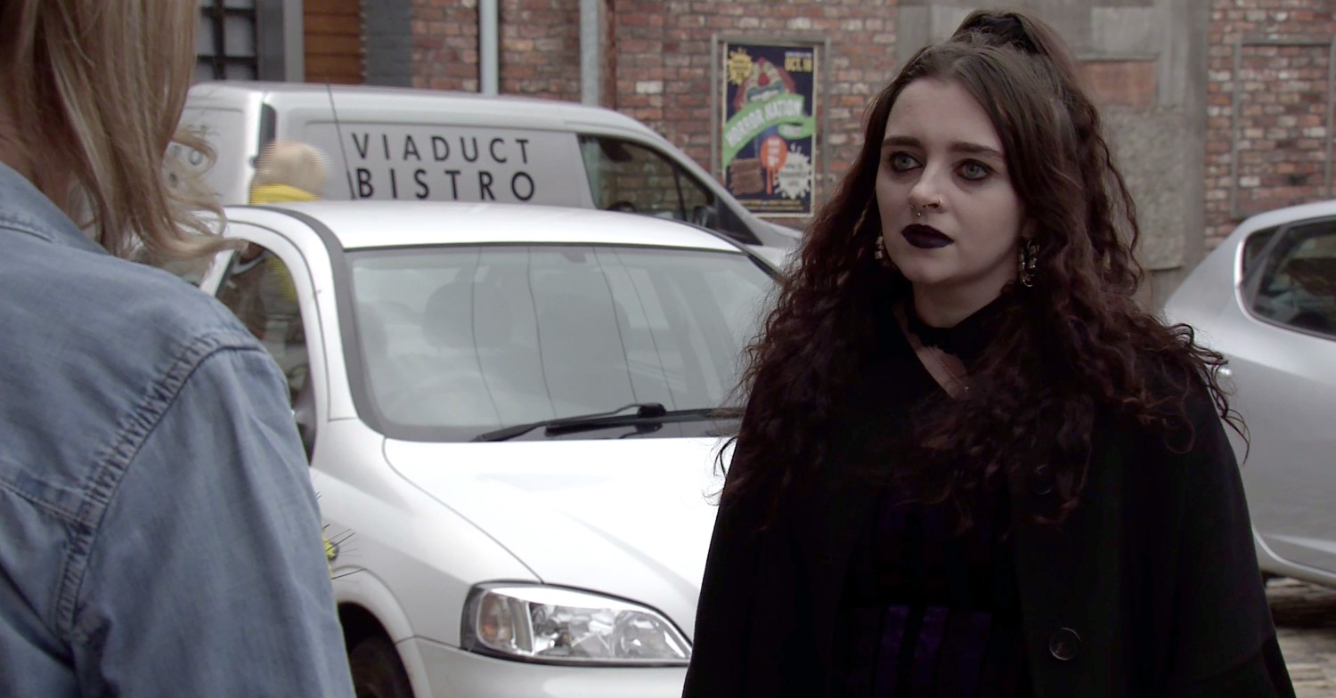 Nina is suspicious as she talks to Abi on Coronation Street