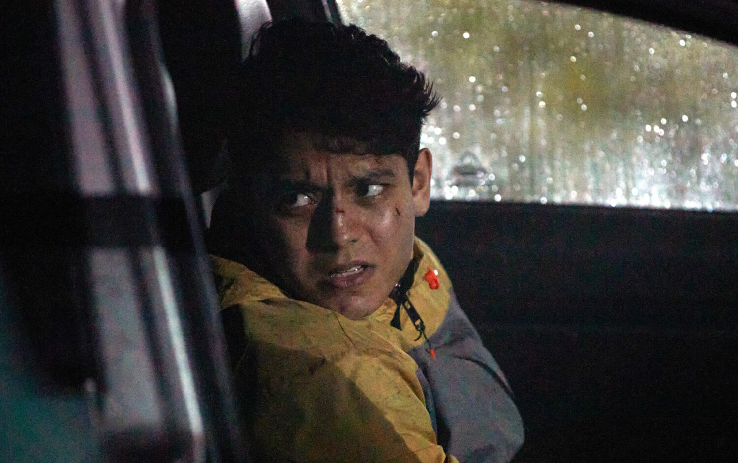 Aadi is trapped in the car when it explodes