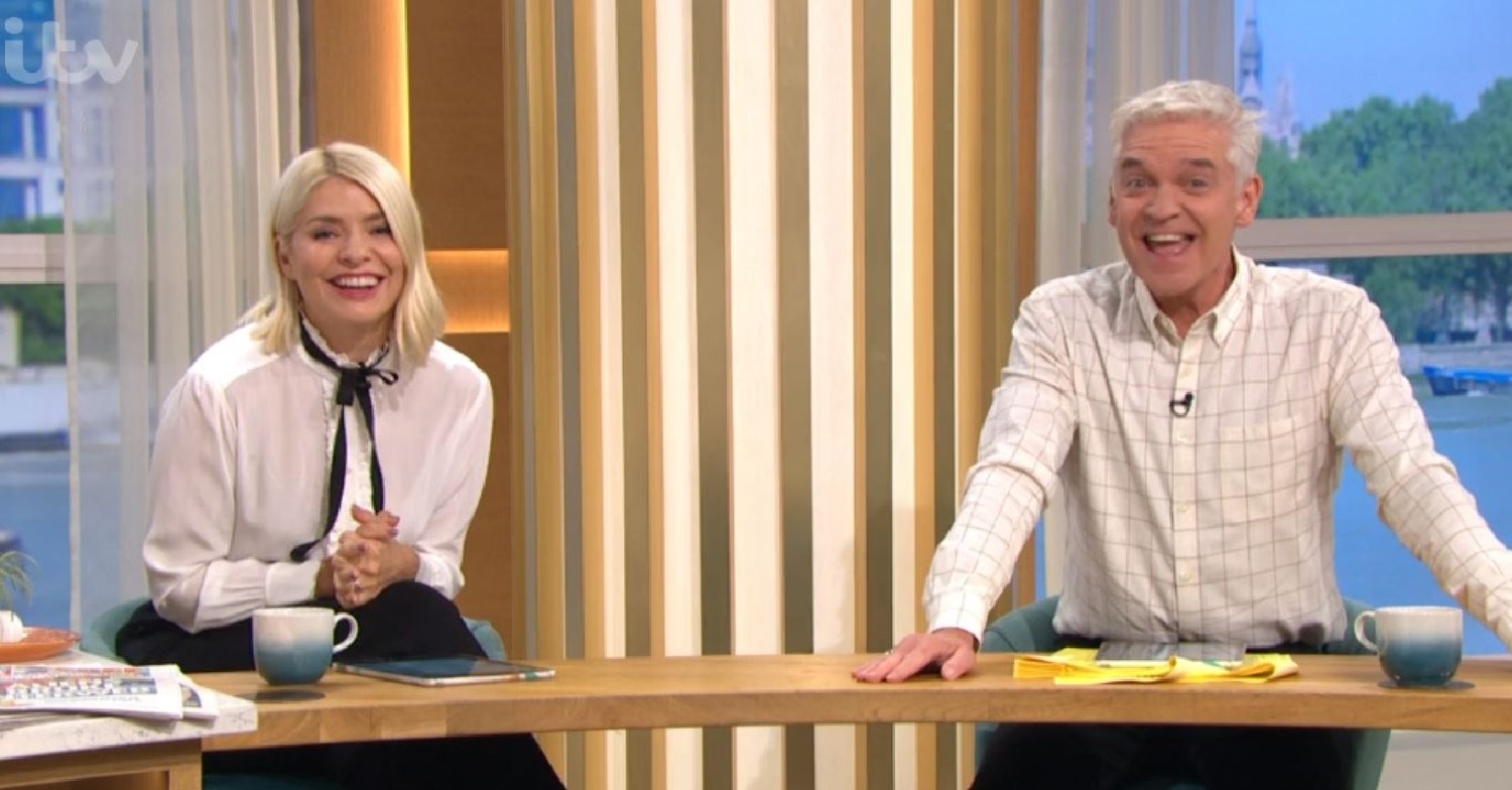 Holly Willoughby stuns in white blouse today on This Morning