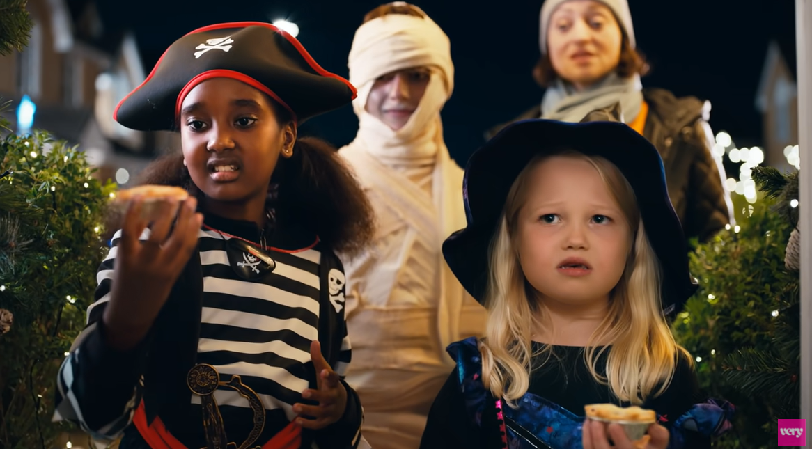 Gogglebox viewers divided over Christmas advert Entertainment Daily