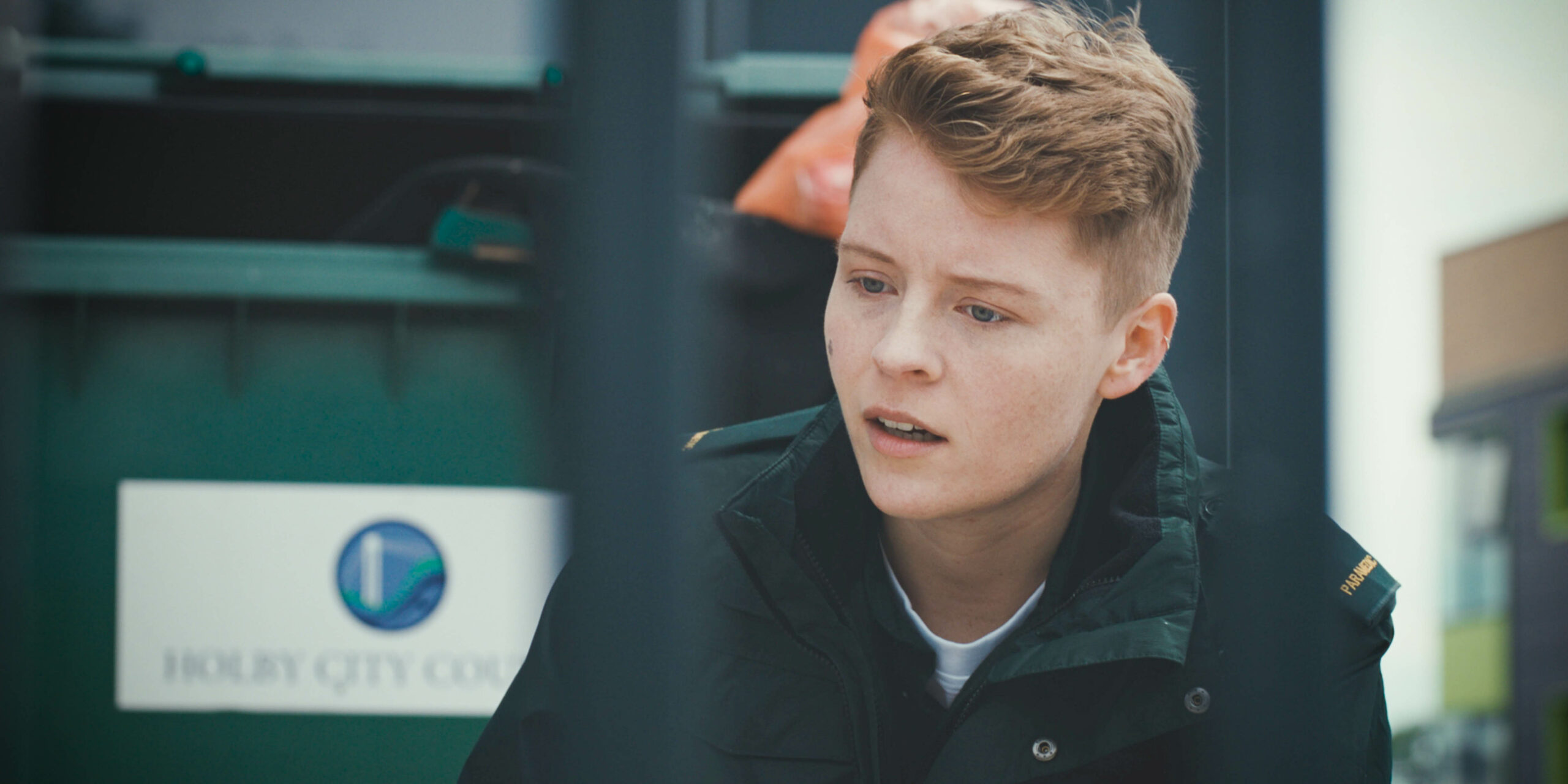 Casualty: Sah looks worried