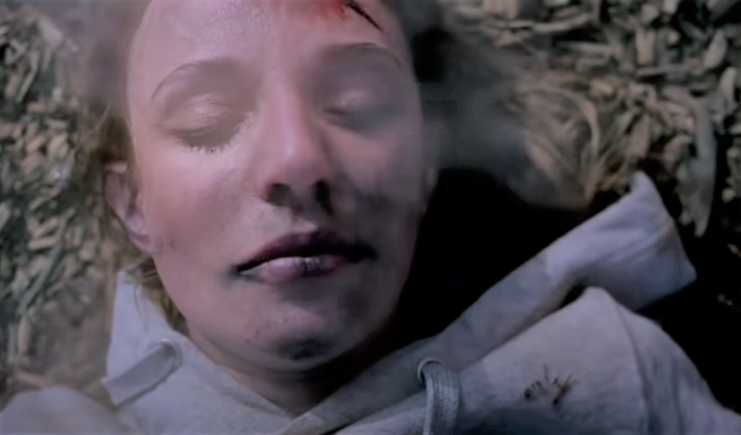 Andrea Tate has a huge cut on her head and is unconscious 