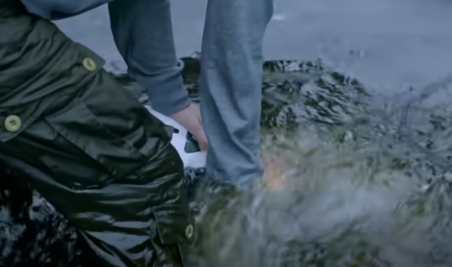 Emmerdale Meena tried to drown Victoria