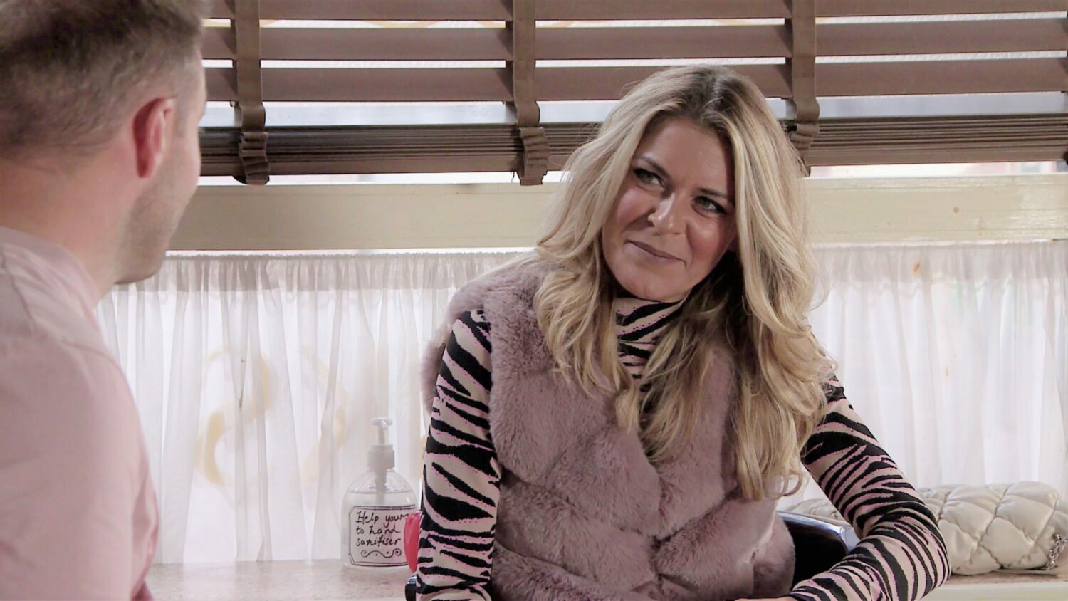 Gemma Oaten plays Isla in Coronation Street 