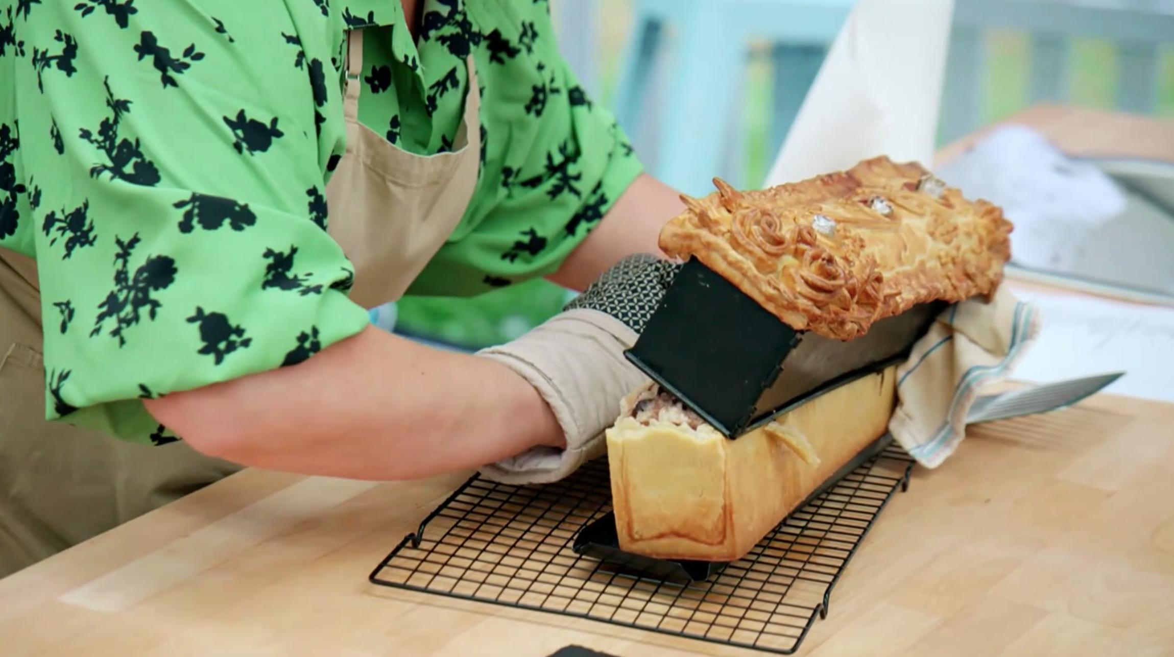 Bake Off star George took to Instagram to address online abuse