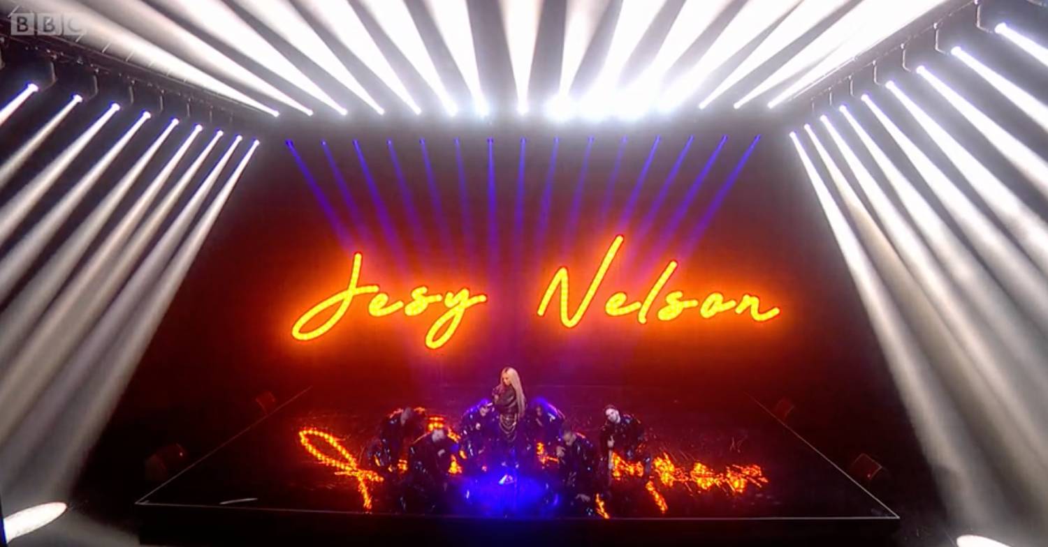 Jesy Nelson does her routine