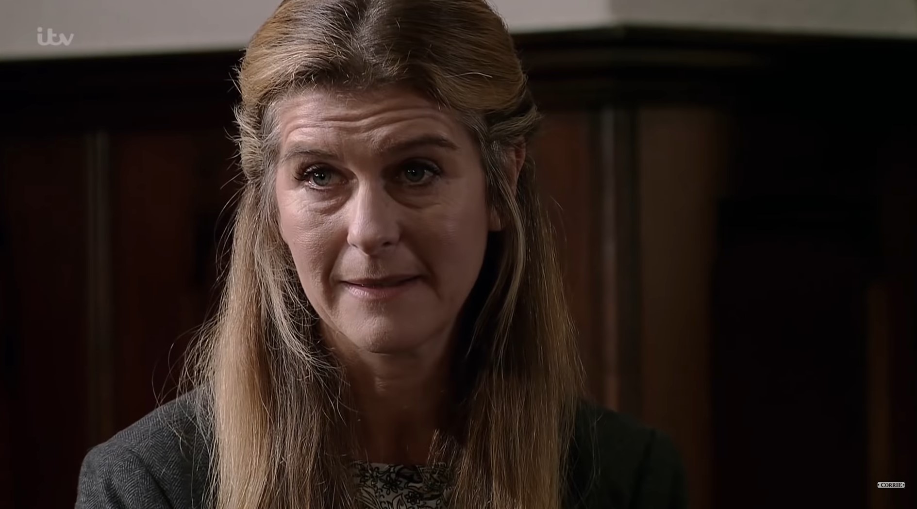 Coronation Street Gina looks stressed on the stand