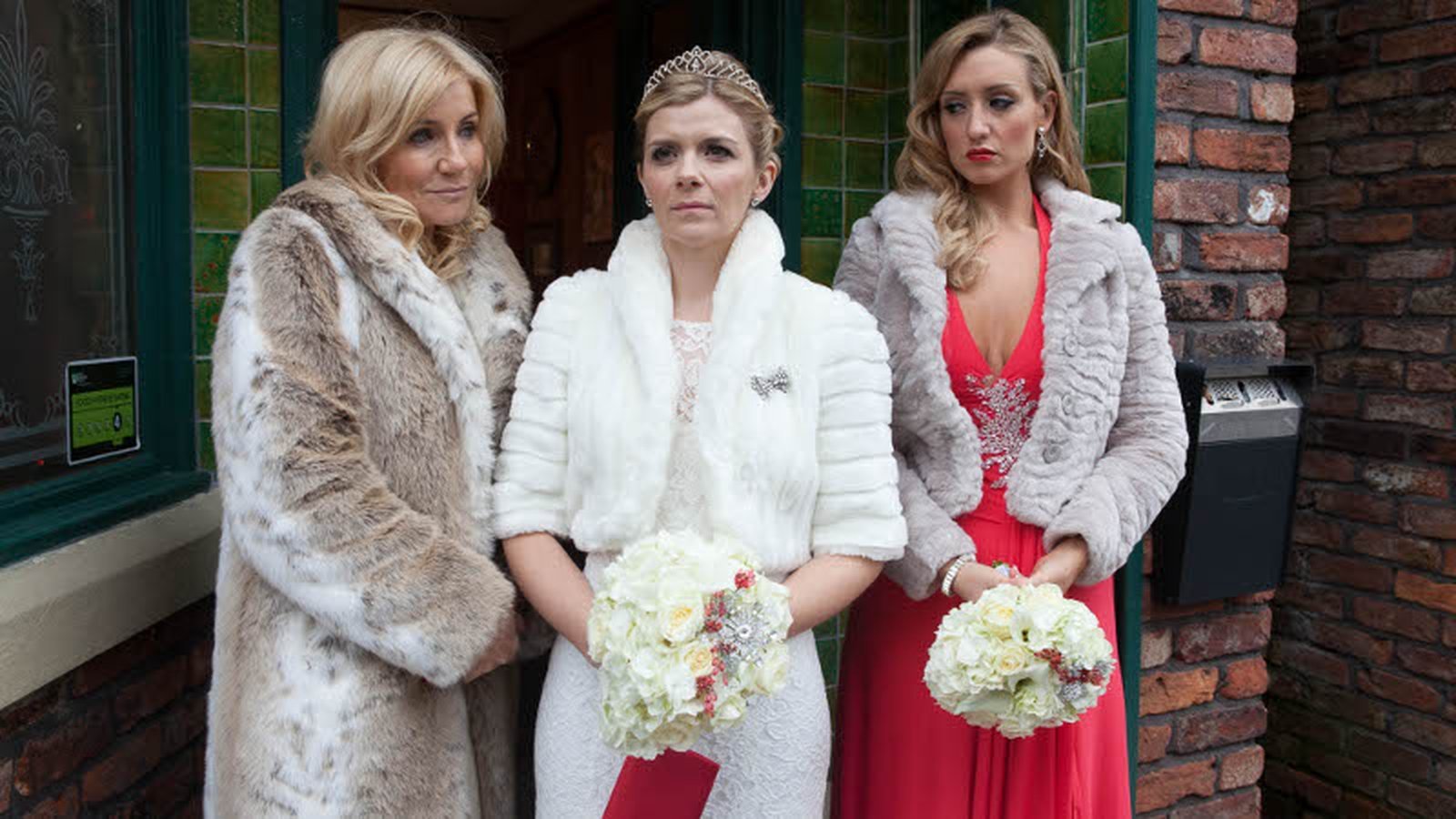 coronation street christmas wedding leanne battersby