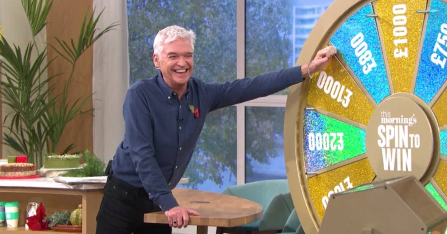 Phillip gave Linda a helping hand during Spin to Win