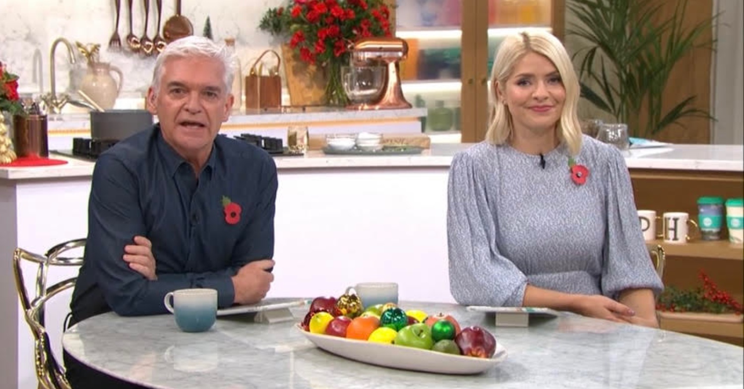 TV viewers blast Holly Willoughby over Remembrance Day blunder on ITV's This Morning