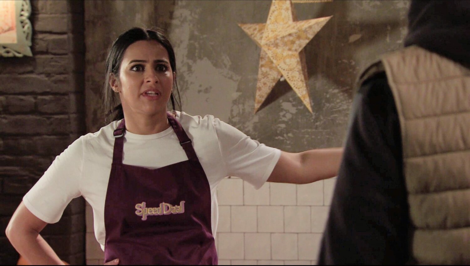 Coronation Street Alya is furious at Zeedan