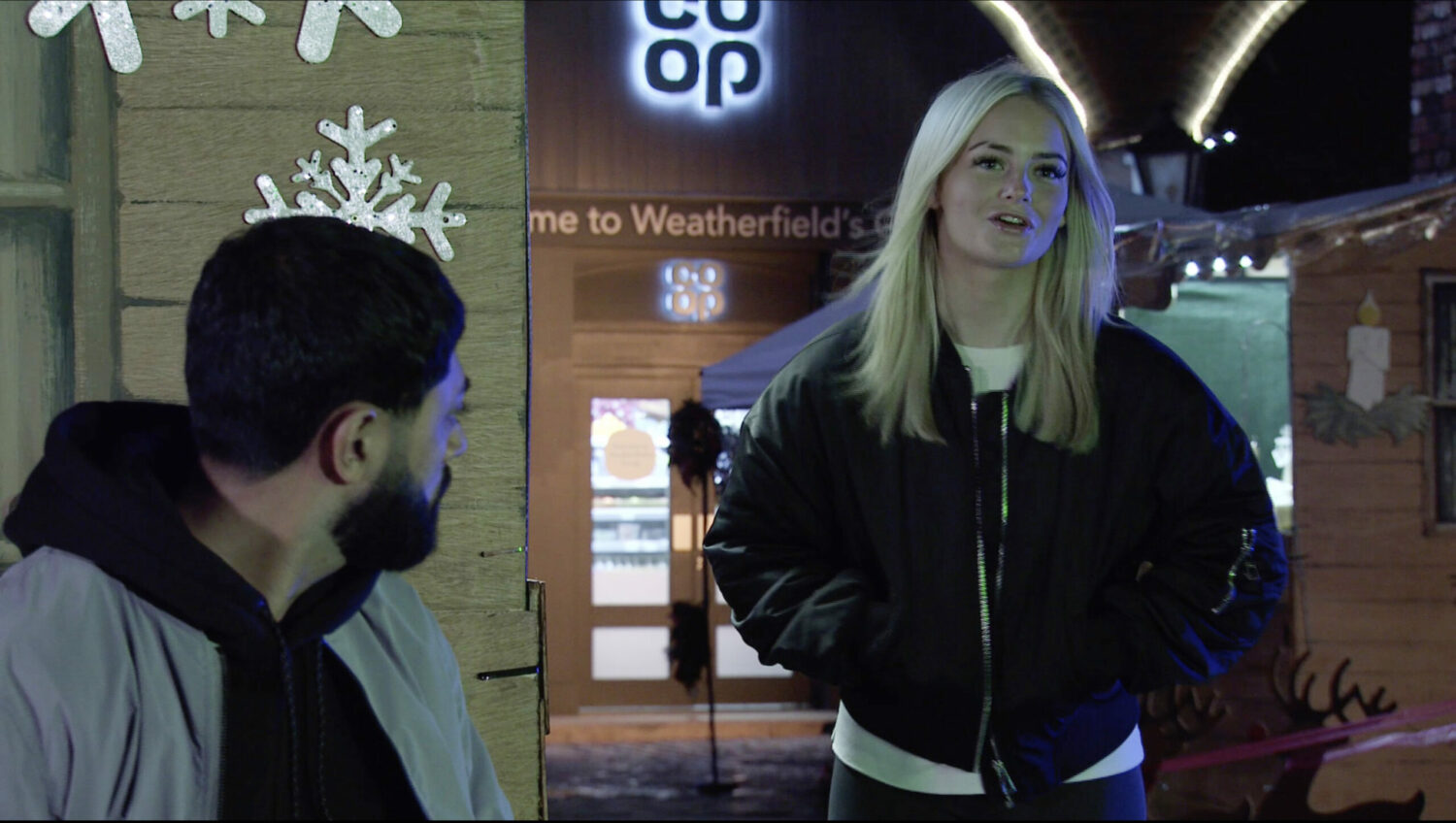 Coronation Street Kelly accuses the Nazirs of torching the restaurant 