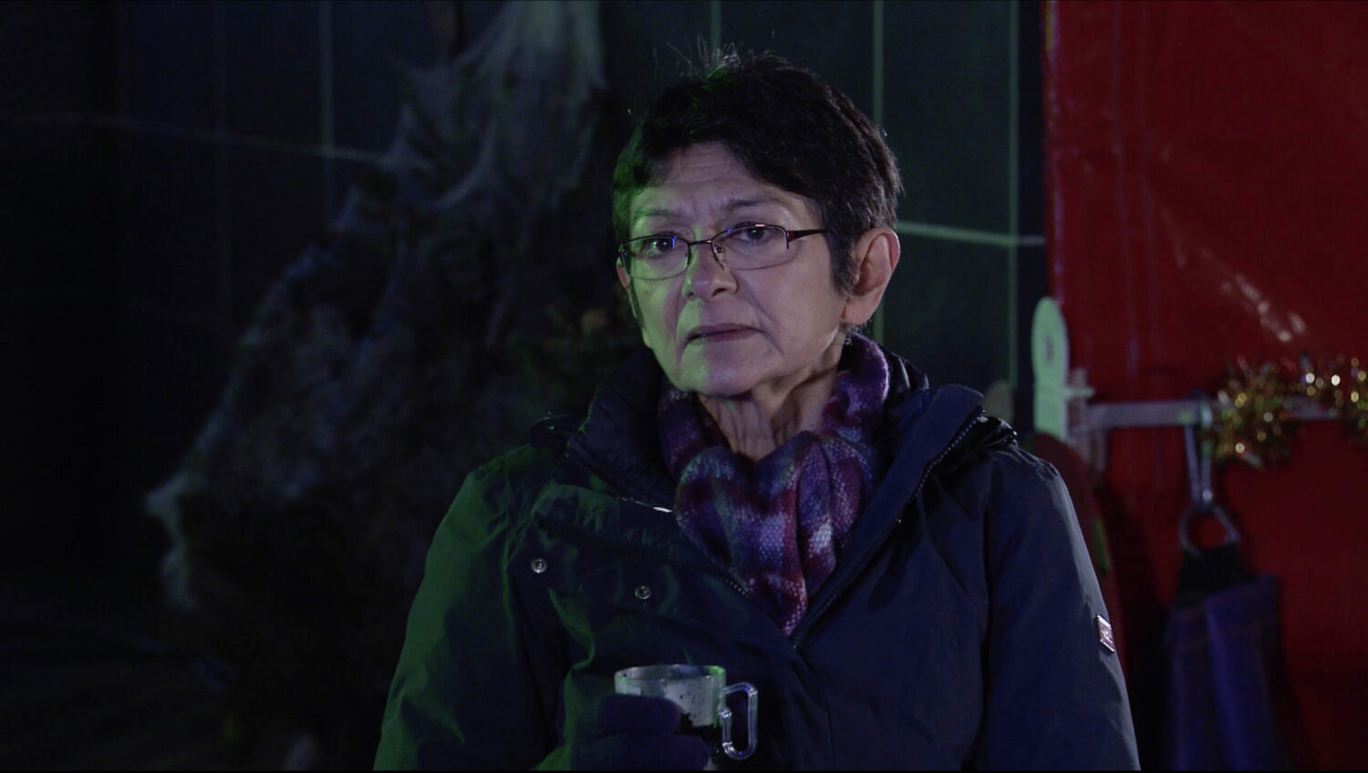 Corrie's Yasmeen looks worried