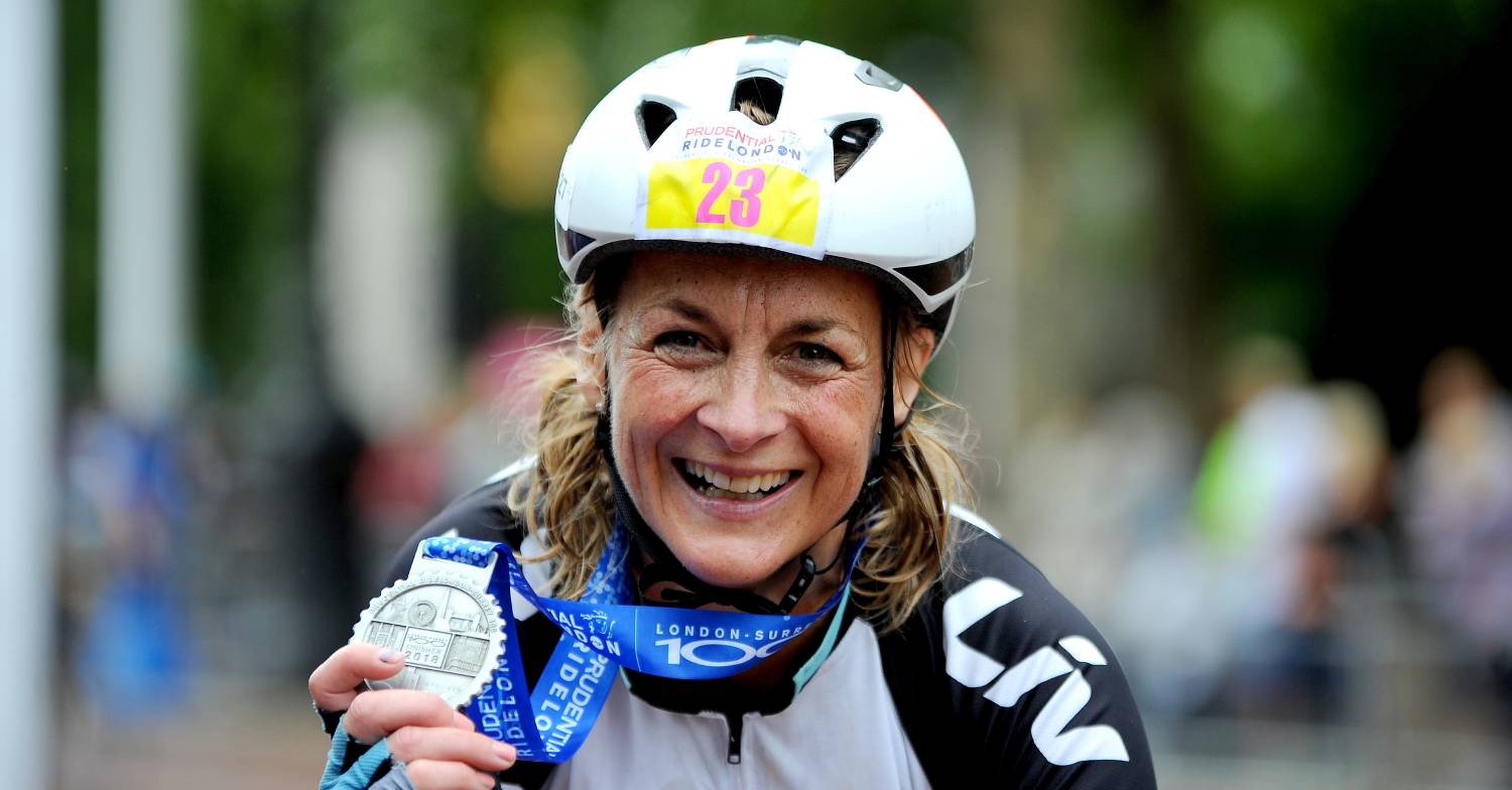 Louise Minchin is an enthusiastic amateur triathlete, despite her condition