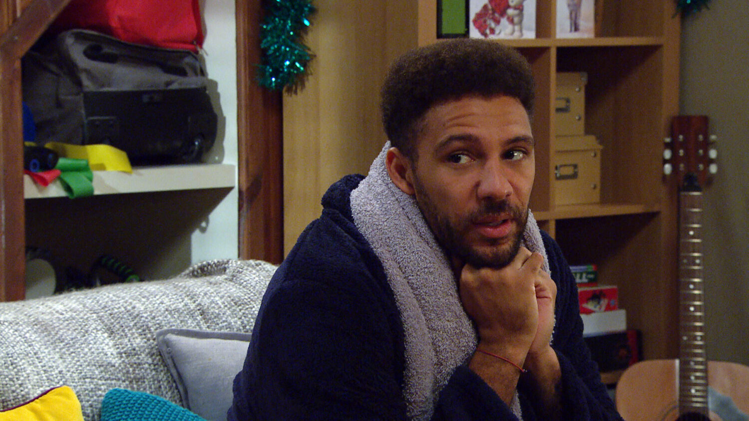 Emmerdale Dec 16 Meena persuades Billy she should move in for Christmas