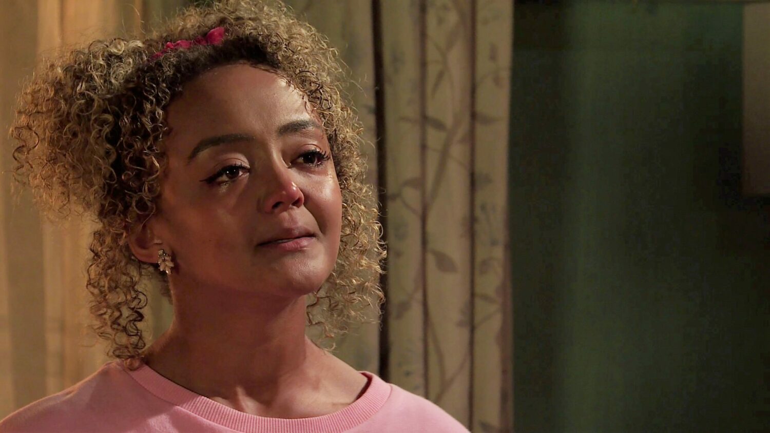 Coronation Street Dec 13 Emma is distraught as Curtis comes clean