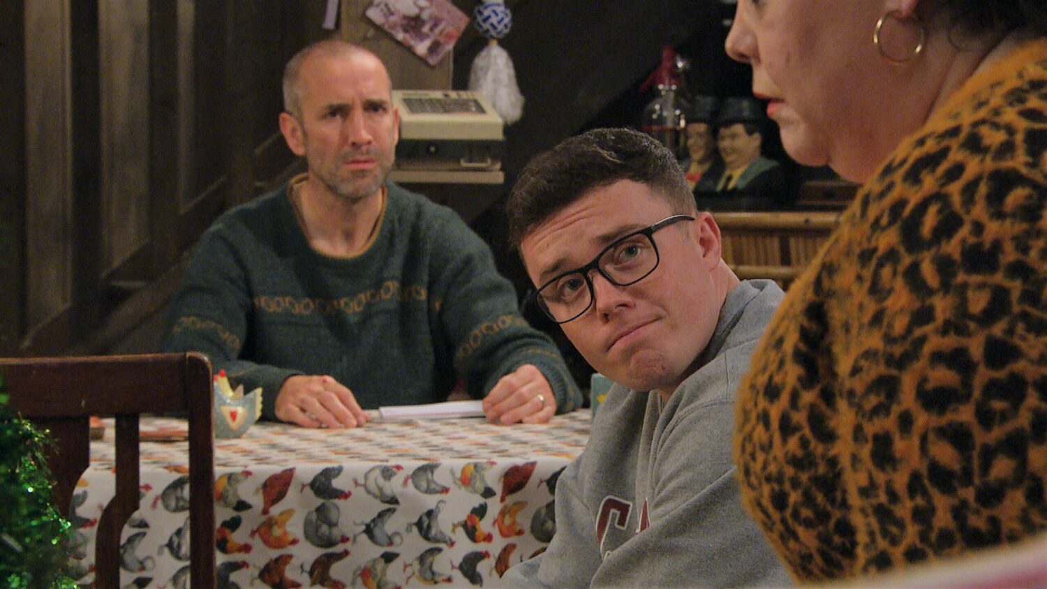 Emmerdale Dec 21 Mandy agrees to help Vinny with his free Liv campaign while also urging Sam to make up with Lydia