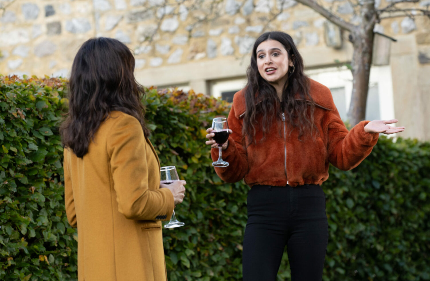 Emmerdale Dec 23 Manpreet is suspicious of Meena's pregnancy