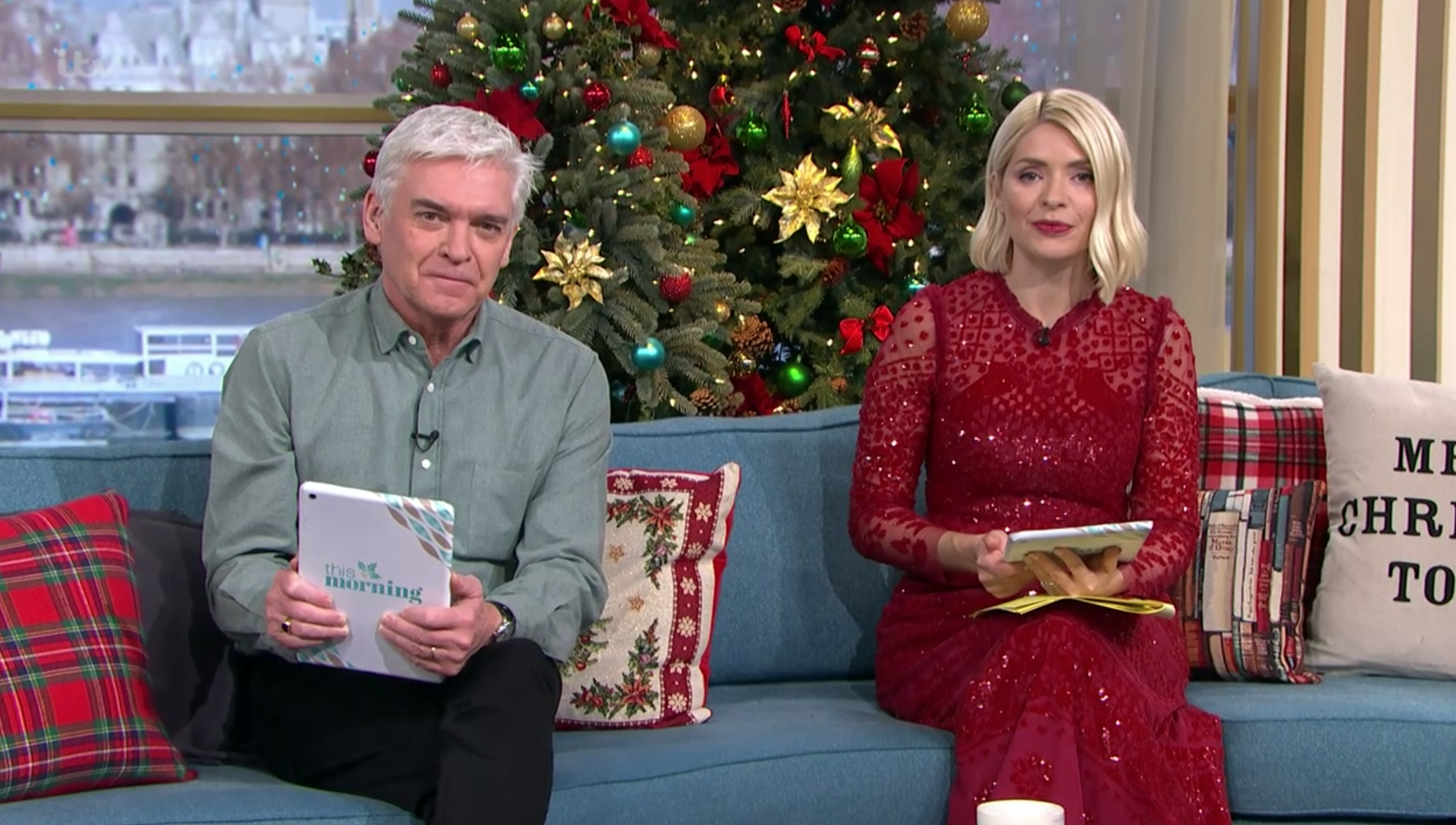 holly willoughby dress today