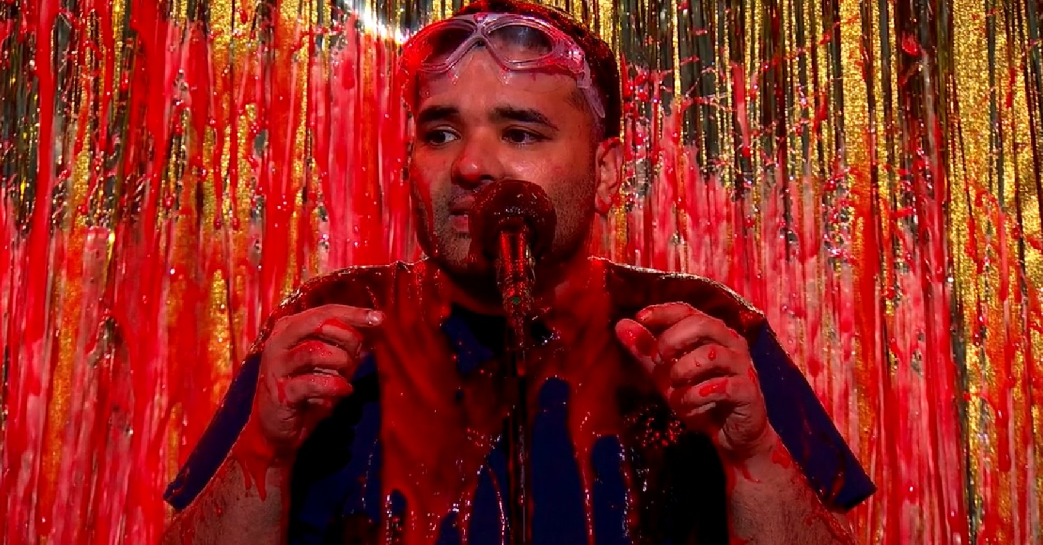 Naughty Boy cheers on Frankie on I'm A Celebrity