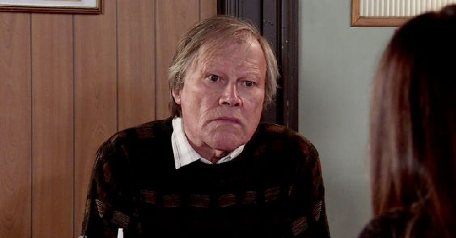 Roy Cropper left soap fans in tears when he left Coronation Street last month (Credit: ITV)