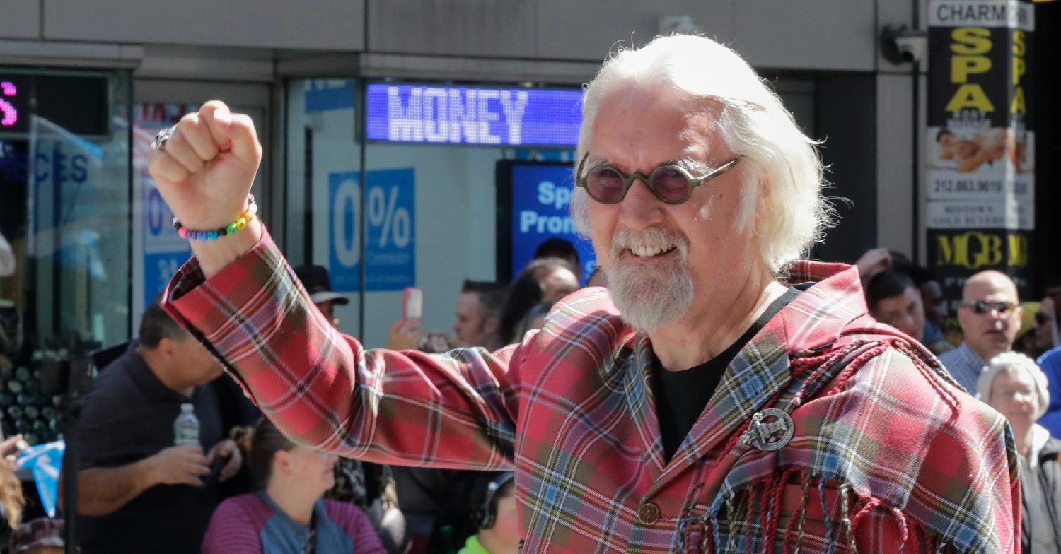 billy connolly at the tartan parade new york