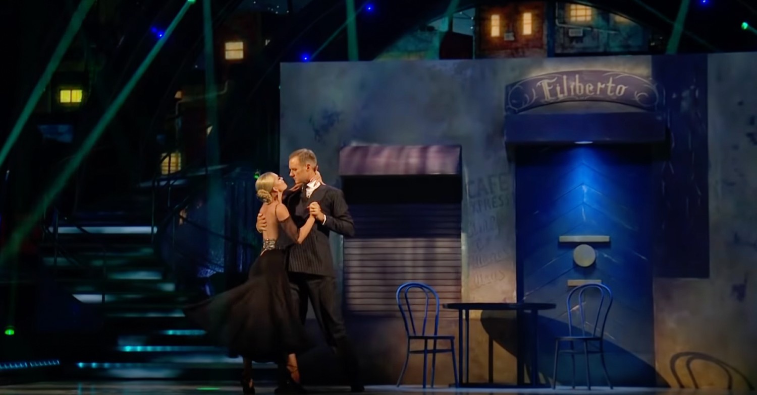 dan walker and nadiya dancing on strictly come dancing