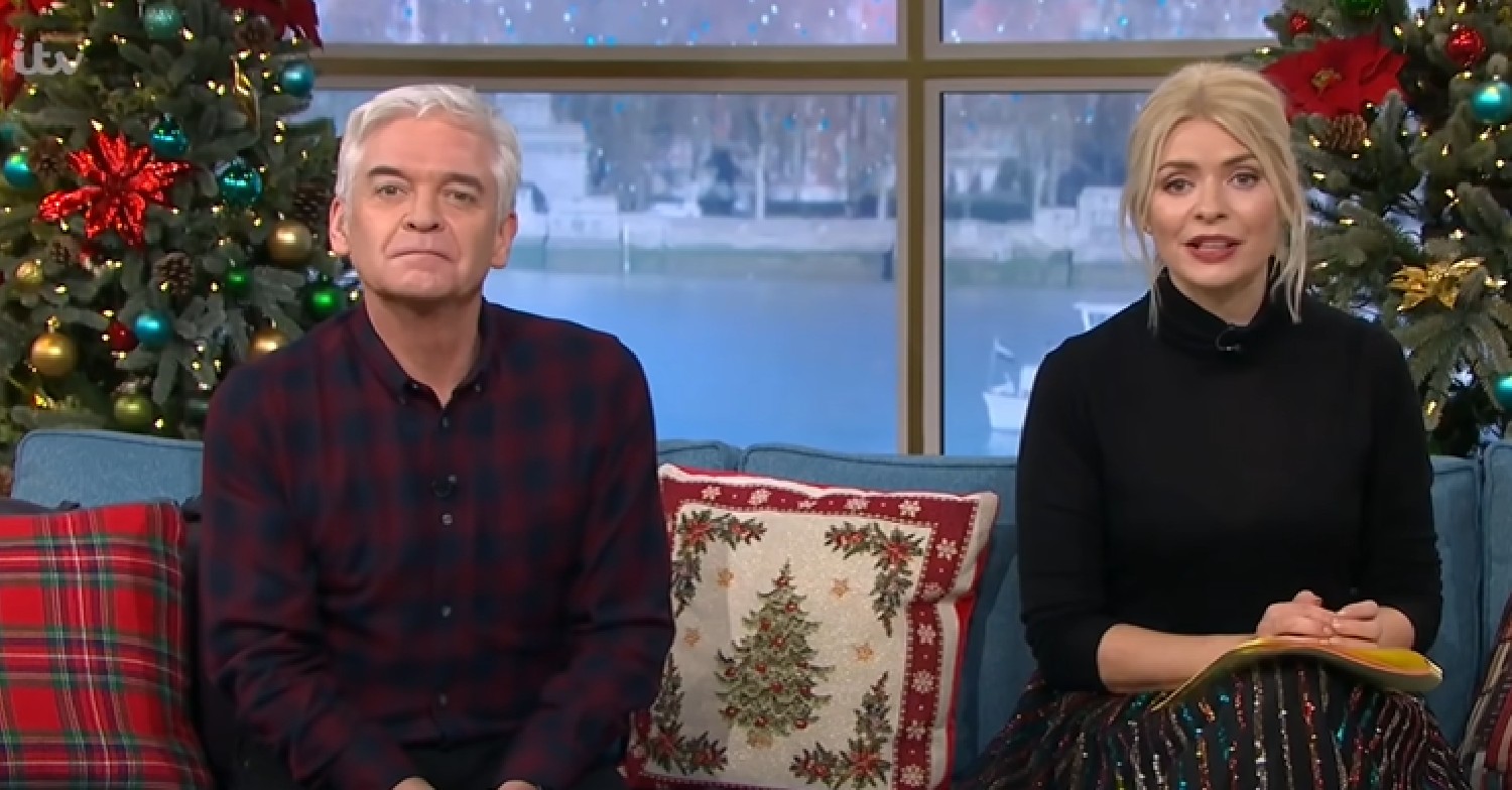 This Morning hosts Phil and Holly snub eamonn holmes