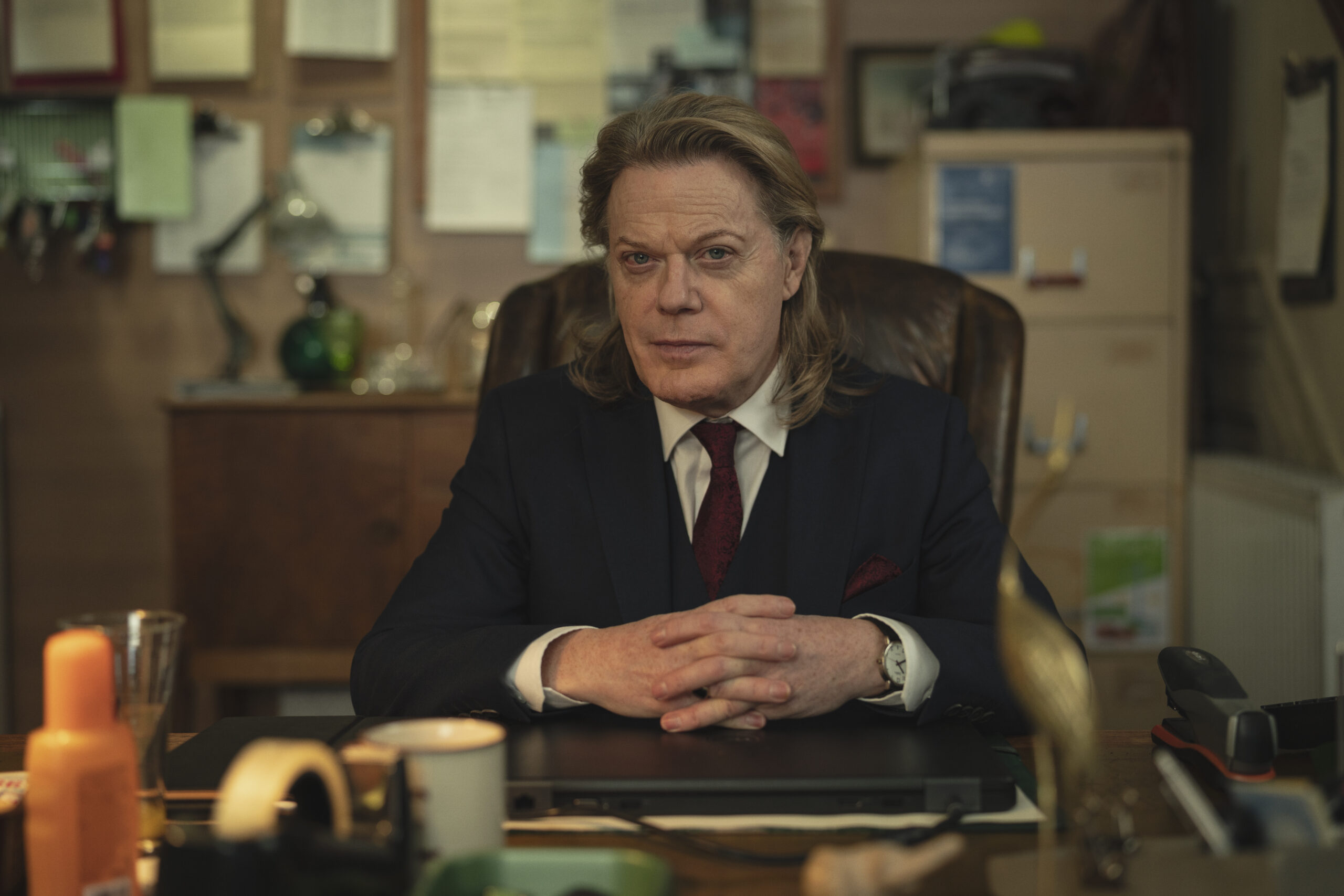 Eddie Izzard in Stay Close