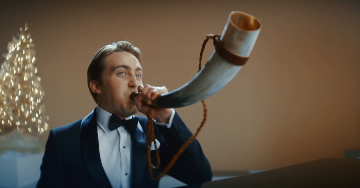 Bradley and Barney Walsh: Breaking Dad at Christmas