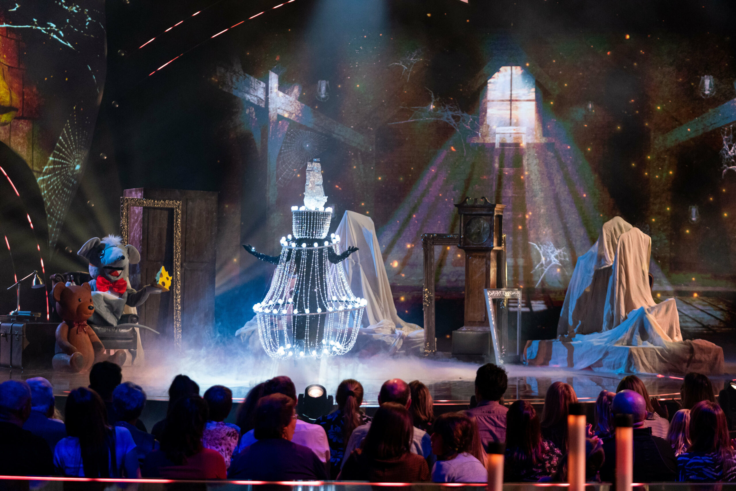 Chandelier on The Masked Singer