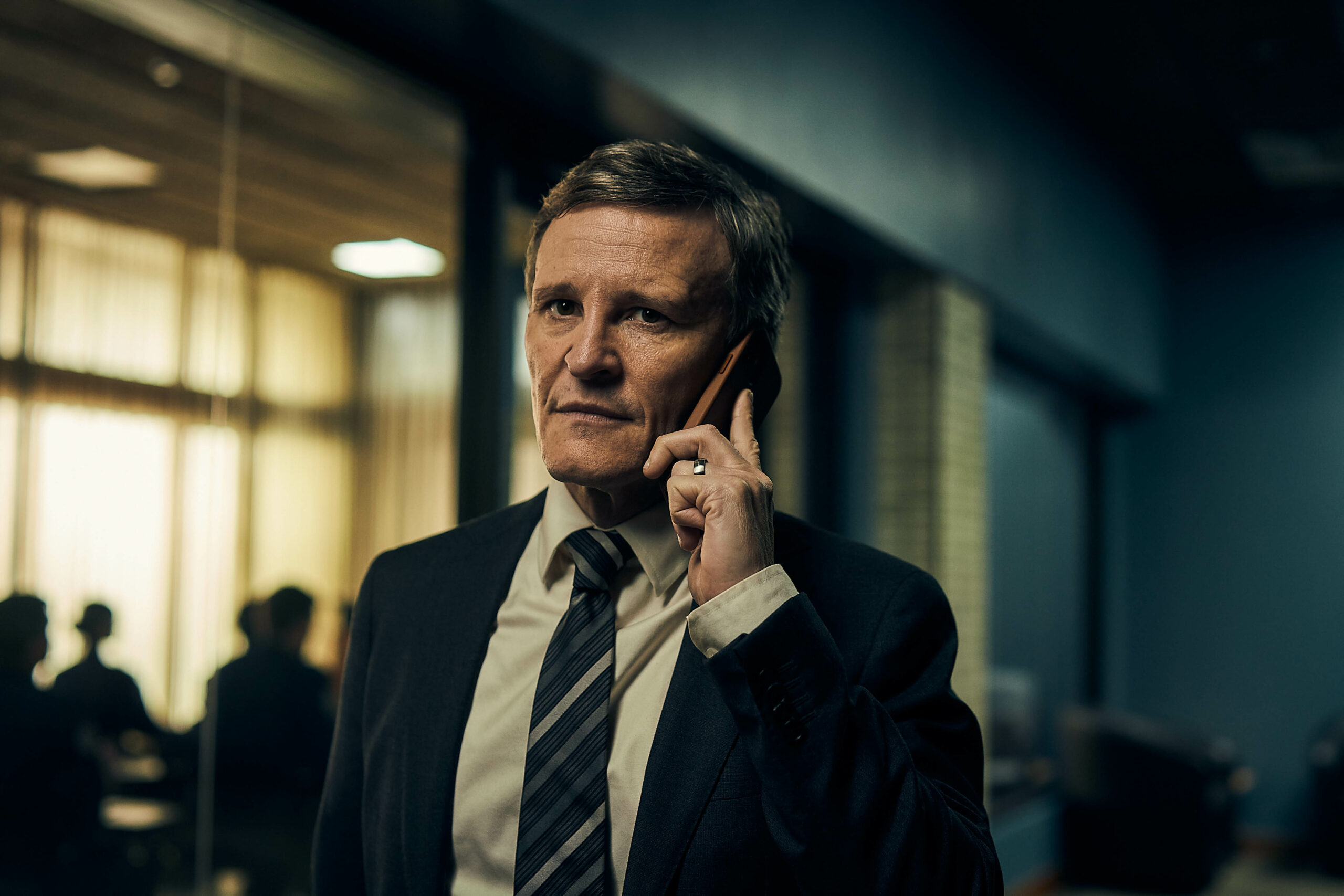 DAMON HERRIMAN as Lachlan in The Tourist