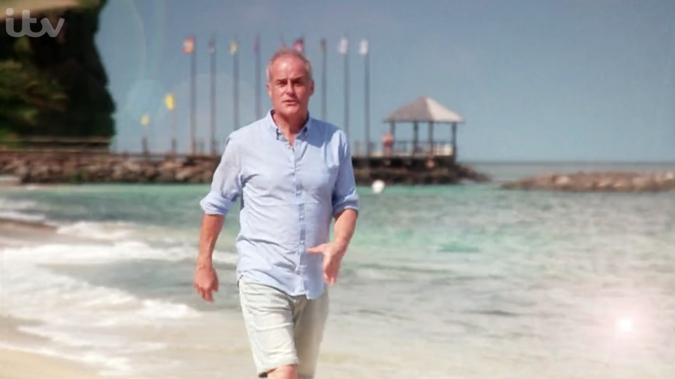This Morning viewers slammed Phil Vickery after he appeared on a beach