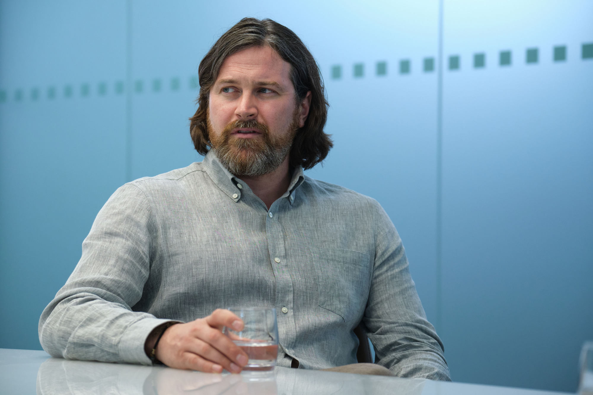 Burning questions after episode 1 of Rules of the Game