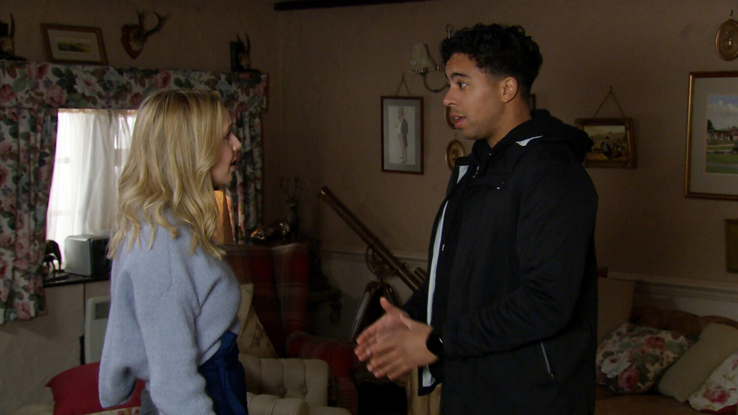 Emmerdale spoilers Ellis and Belle struggle to find time alone.