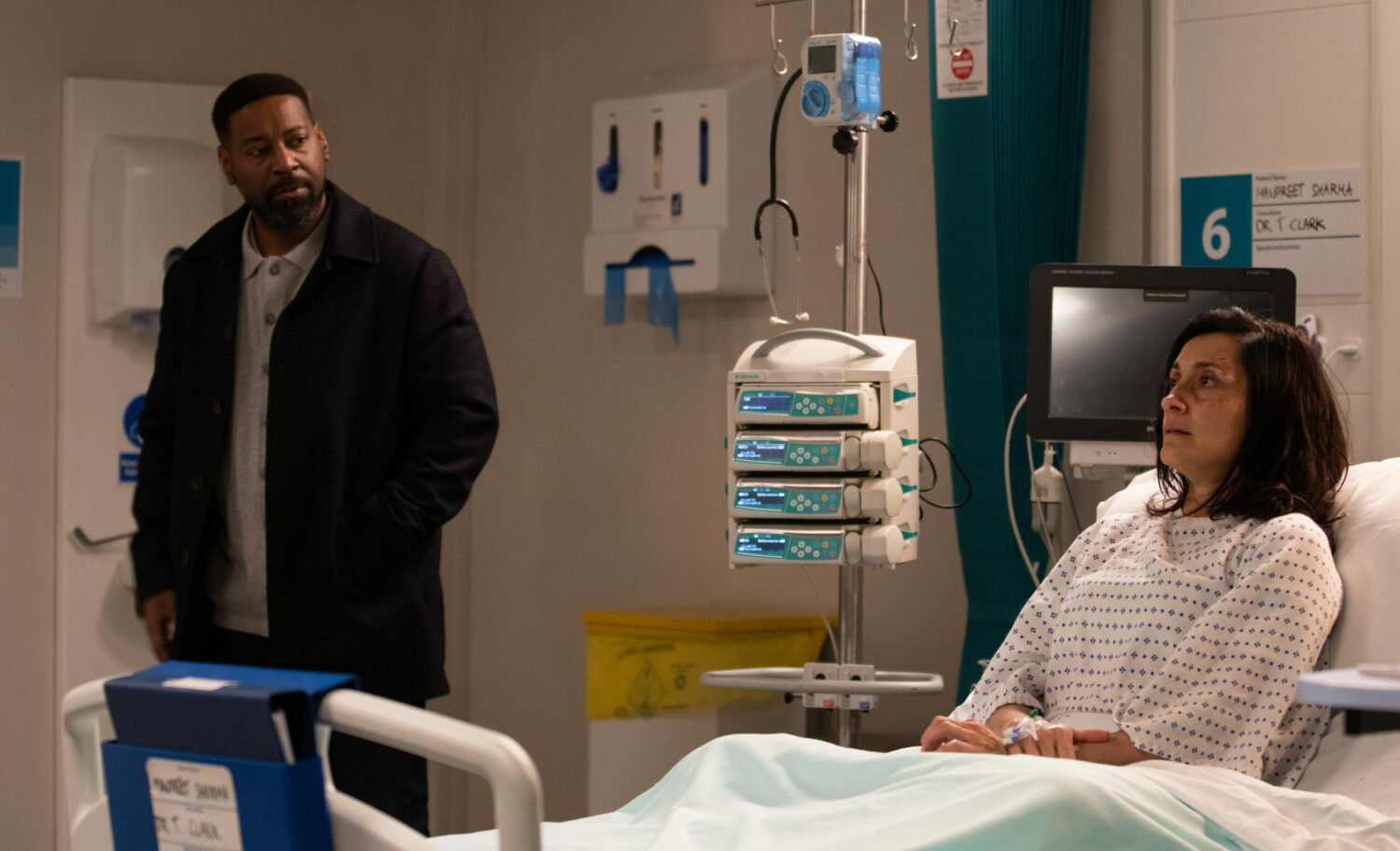 Emmerdale Thu 27 Jan Charles encourages Manpreet not to move away