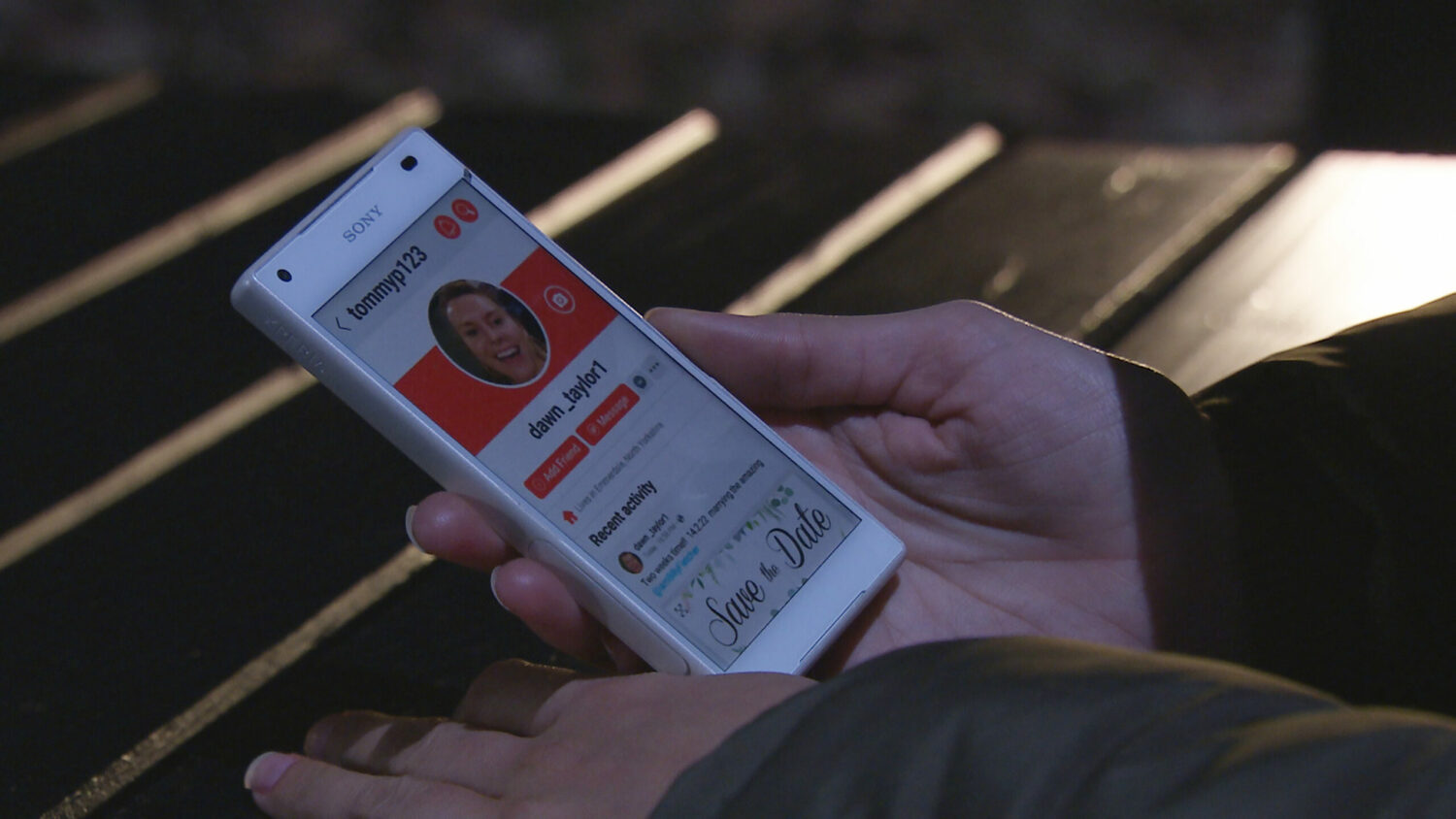 Emmerdale Thu 27 Jan Meena returns when she sees the Save the Date