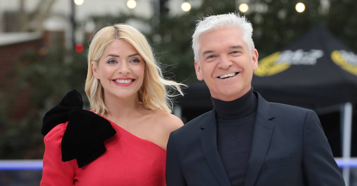 No Holly Willoughby on Dancing On Ice tonight!
