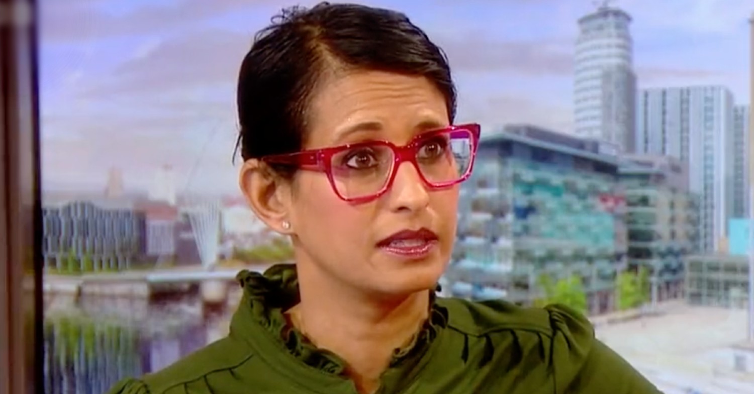 Naga Munchetty wearing red glasses on BBC Breakfast