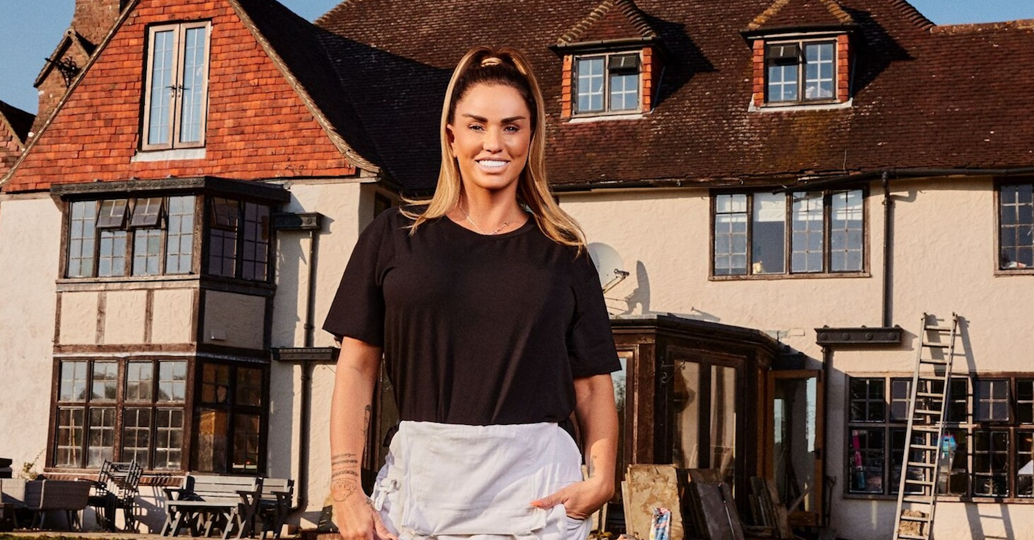 Katie Price tackles her 'mucky mansion' in new Channel 4 series - What Channel Is Katie Price Mucky Mansion On