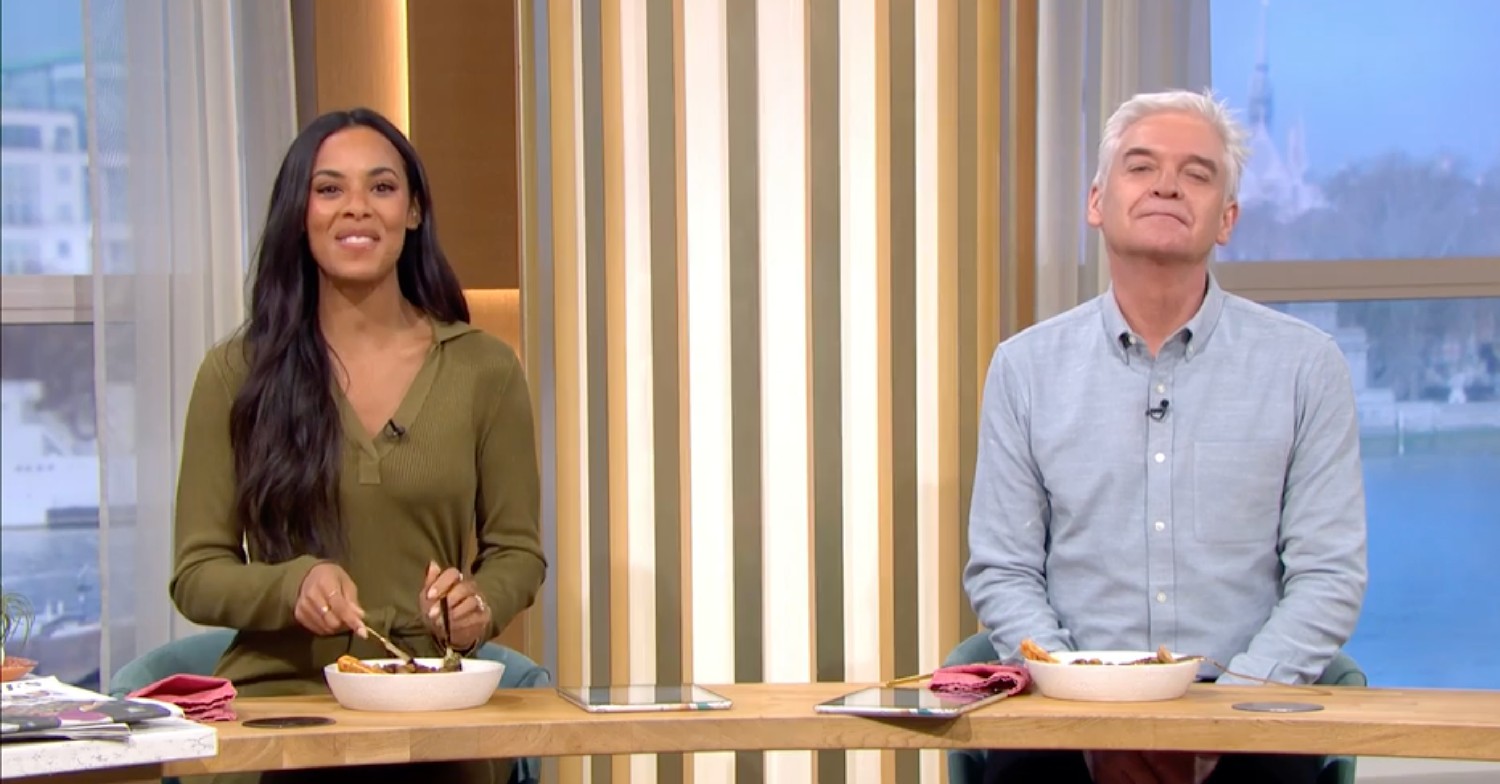 rochelle humes is hosting this morning in holly willoughby's absence