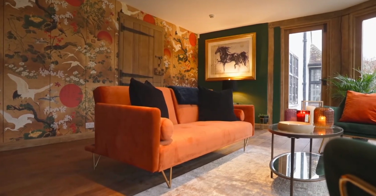 Katie Price on Mucky Mansion