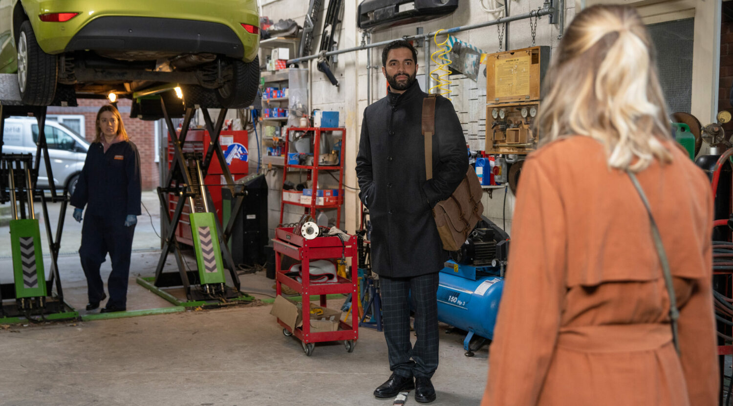 Coronation Street Imran quizzes Abi over how much she has told Kevin in the garage