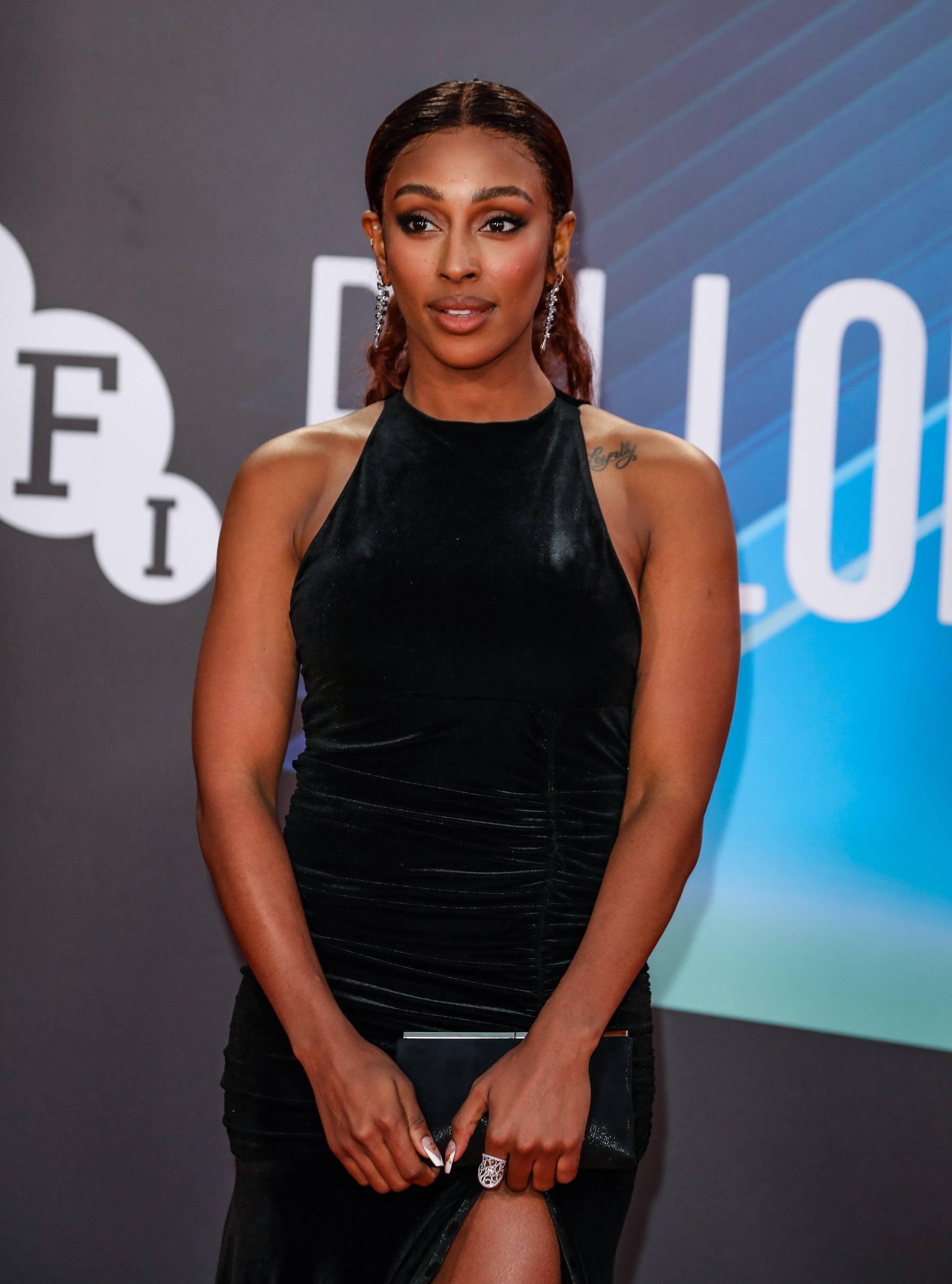 alexandra burke pregnant