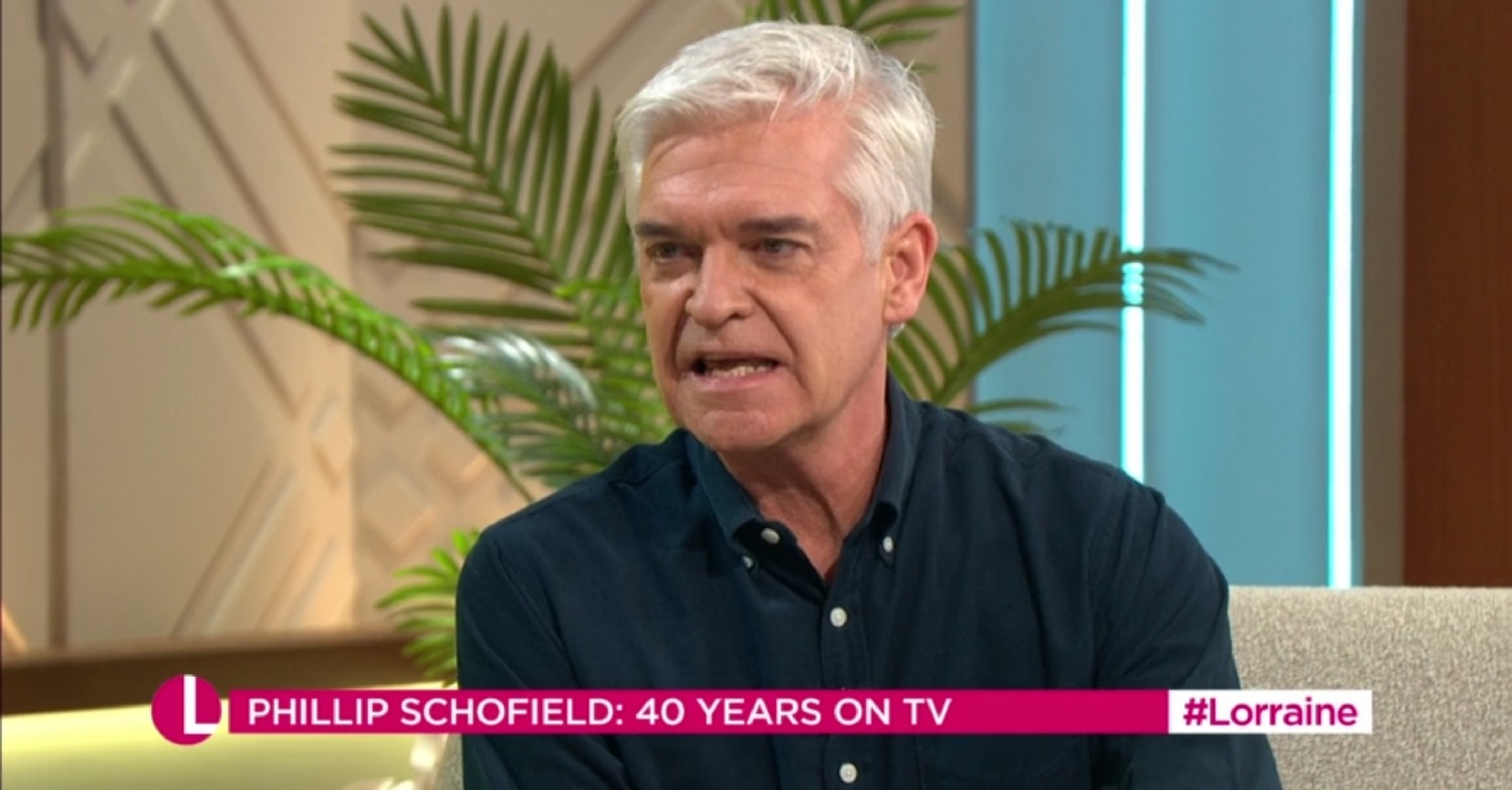 a tweet slamming phillip schofield was liked by eamonn holmes