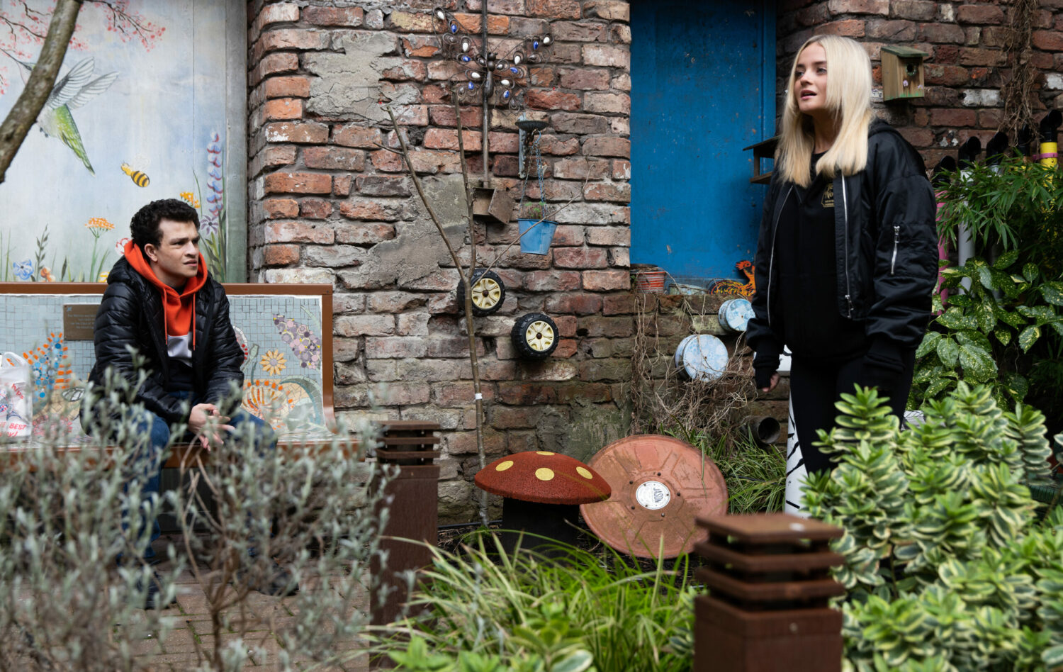 Coronation Street Simon is concerned about all Kelly is taking on