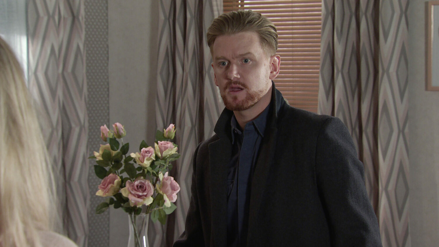 Coronation Street Laura thwarts Gary's plan to trick her