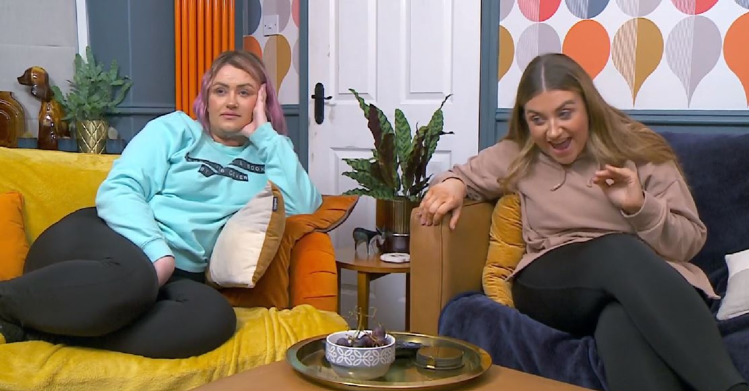 Ellie and Izzi Warner on Gogglebox