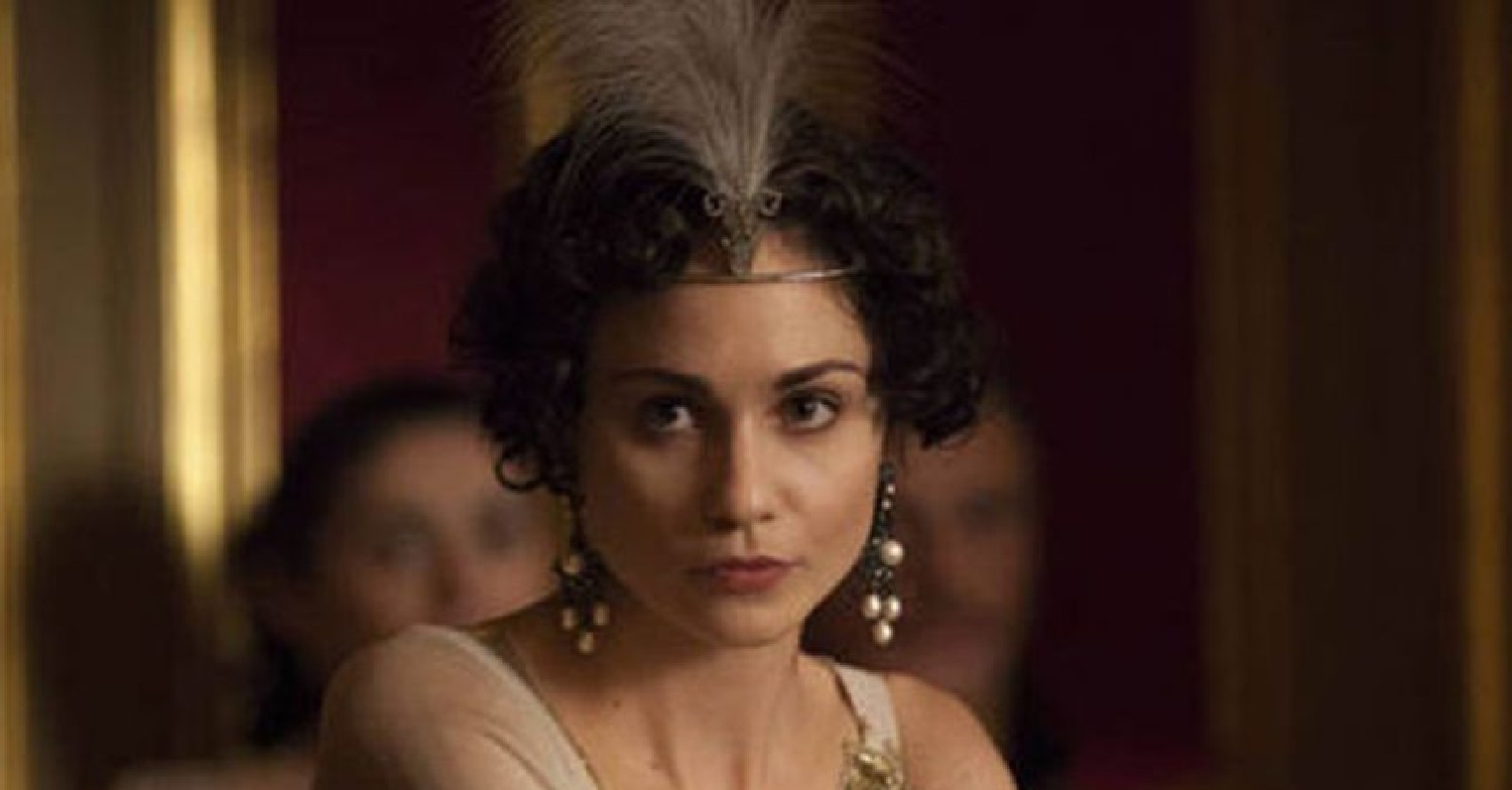 Tuppence as Helene Bezukhova in War & Peace