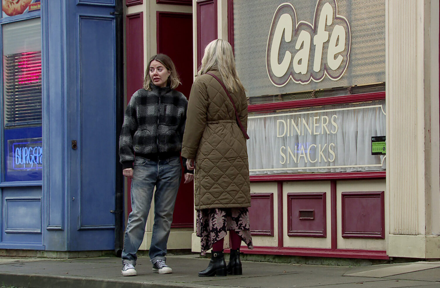 Abi talking to Toyah on Coronation Street